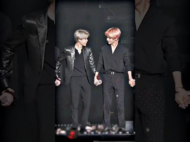 Jimin holds V hand  #bts #shorts #friendship #v #jimin #vmin #mylove