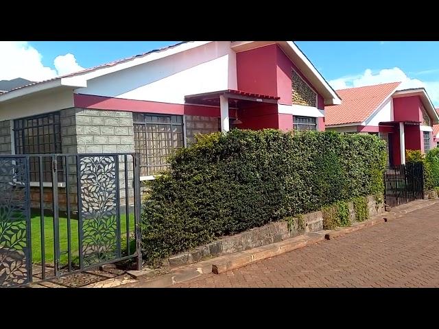 3BEDROOM ALL ENSUITE BUNGALOW ON SALE.