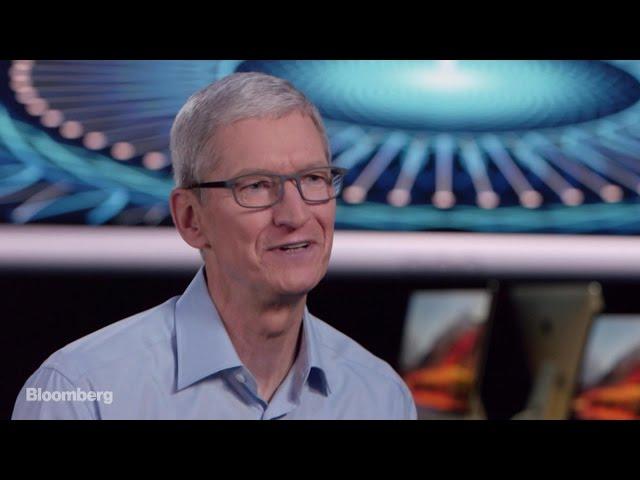 Apple CEO Tim Cook on Bloomberg Studio 1.0