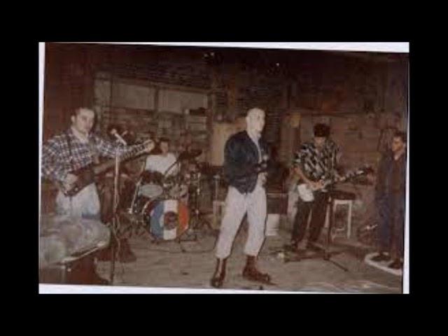 B84 - Troupes Skinheads