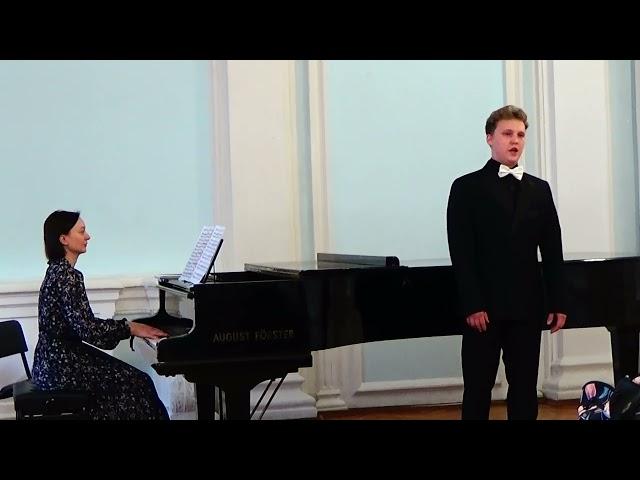 поет Александр Котельников - Вознесенский,  Вторая песня Баяна из оперы "Руслан и Людмила".