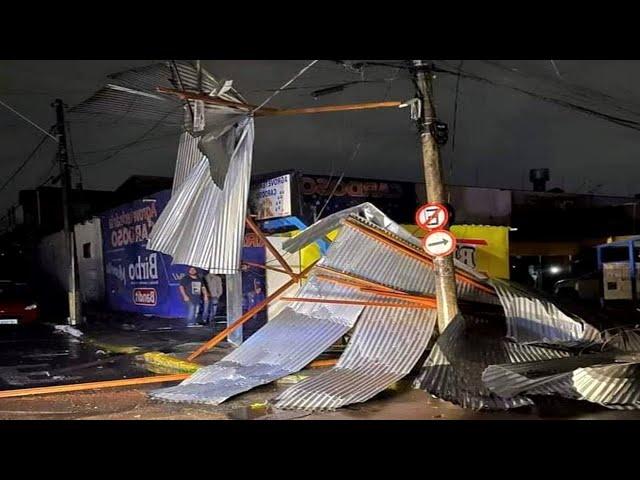 Winds of 120 km/h and hail the size of golf balls are wreaking havoc in Brazil!