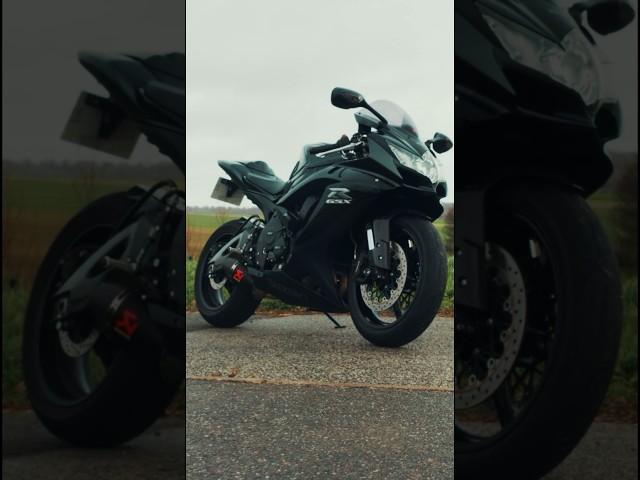 Très agressif ce GSXR 750  #gsxr750