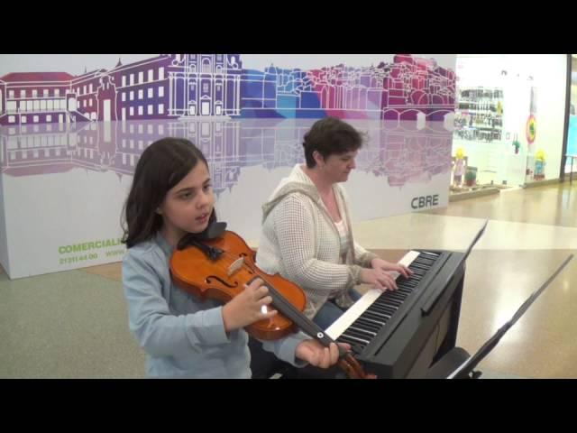 Bruna Lopes Violino Prof João Cristóvão In A Garden Katherine and Hugh Colledge JUN 2016