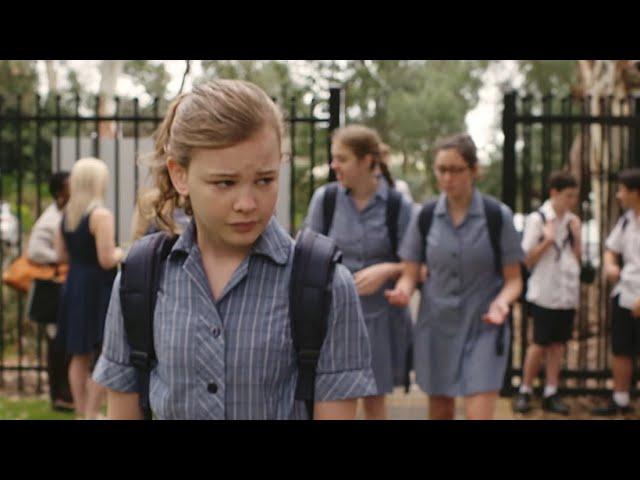 SNEAK PEEK #1 First Day | Hannah arrives at her new school