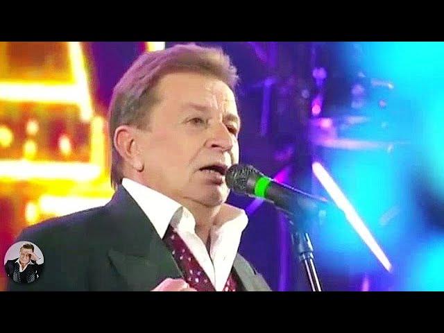 В ЧУЖОМ ОТЕЛЕ - Аркадий Хоралов