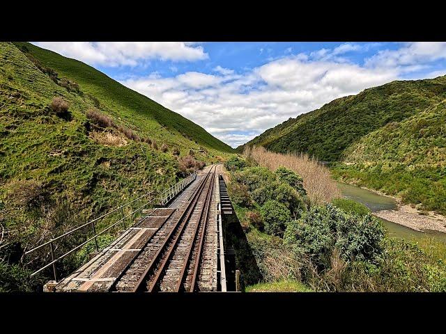 Driver's Eye View (New Zealand) - Palmerston North to Dannevirke via the breathtaking Manawatū Gorge