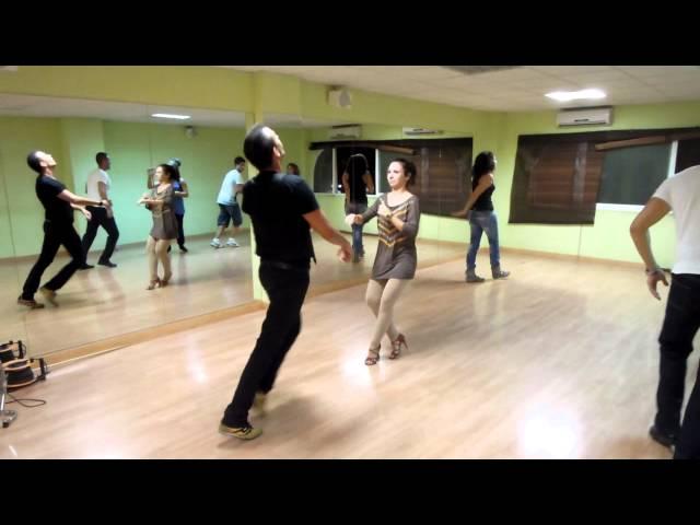 Azahara Bonilla & Carlos Camacho  - Salsa on 1 - Intermedio, Malaga 2011 (Taller/ Workshop)