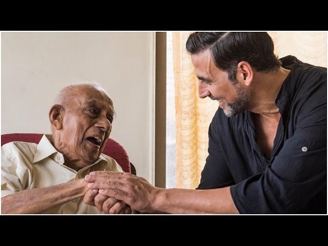 Akshay Kumar meets former DCP who handled the Nanavati case