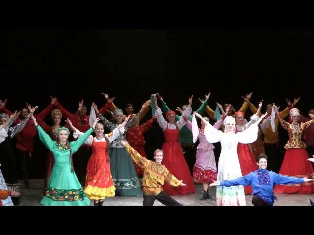 Kalinka - Russian dance.  Ensemble "Beryozka"