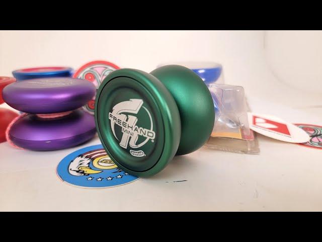 Duncan Freehand Mini Small bearing version YoYo Unboxing and Review.