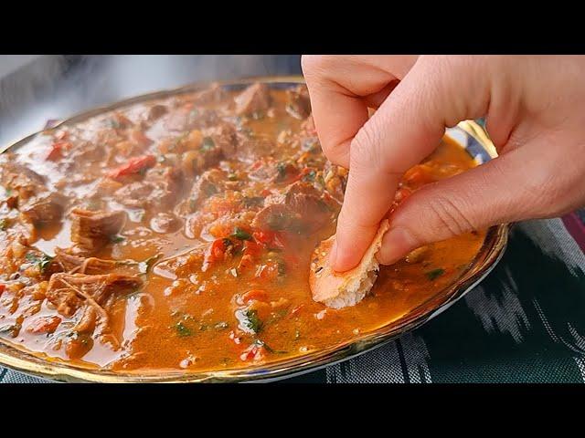 Chashushuli - a delicious dish with Beef in a pan