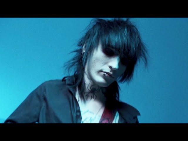 Johnnie Guilbert "Vampire" Official Music Video