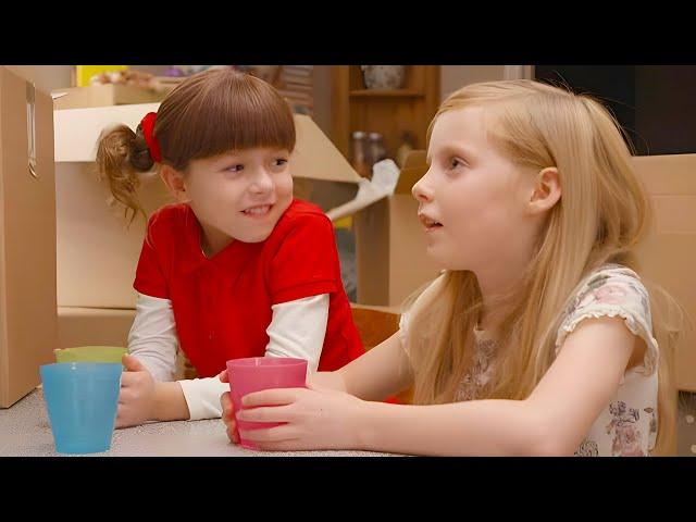 MAKING A NEW FRIEND! ️   | TOPSY & TIM | WildBrain Kids