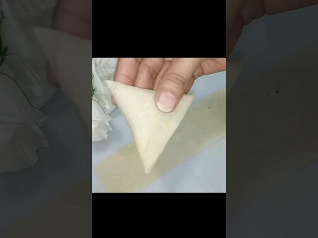 One Bite Aloo Samosa Recipe With Easy Folding Techinque | Samosa Folding Ramazan Recipe #ytshorts