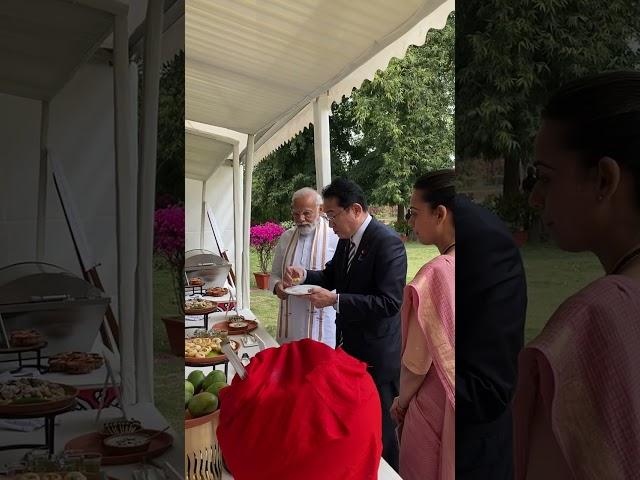 When PM Modi & Japan PM Fumio Kishida had #Golgappa