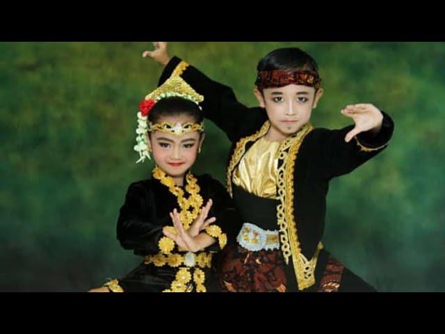 Jaipong Aduh Manis AUREL & GHIFARI Kelas 2 dan 3 SD