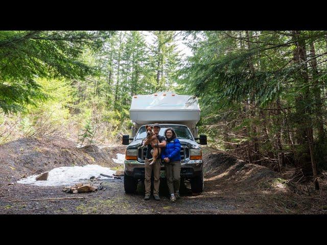 Simple Truck Camping with my GF and Puppy | Hot Pot Dinner