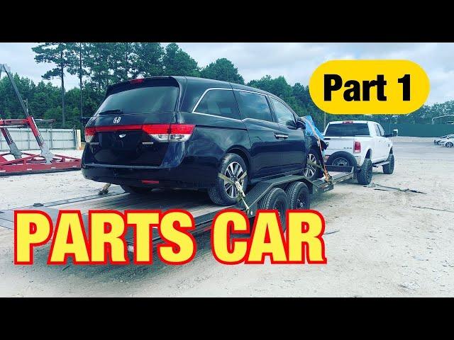 HOW TO STRIP A CAR | PART 1 | I BOUGHT A WRACKED 2014 Honda Odyssey For parts | eBay Business |