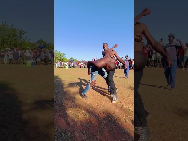 He took enough body shots, traditional UFC #Musangwe #mma #africa #fight #boxing #king #amazing