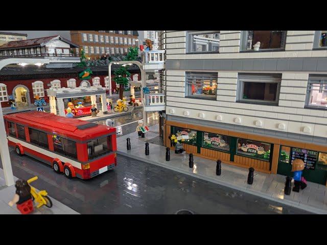 Endlich! Es geht am Central Perk Gebäude mit vielen Steinen weiter! • BRICK WORLD LEGO® UPDATE (393)