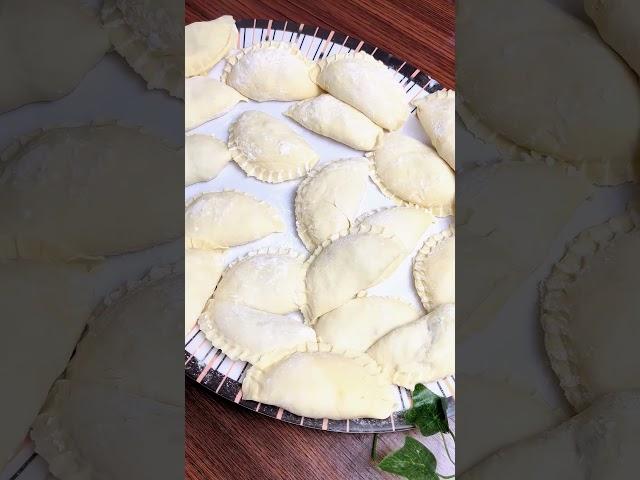 عجينة سمبوسة البف الرمضانية || عجينه مقرمشه بدون ما تشرب الزيت || وصفات مميرة 2025