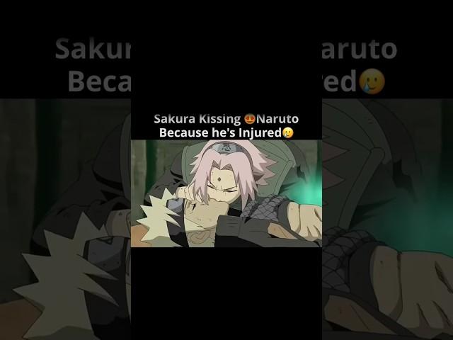 Sakura Kissing Naruto Because he's injured #naruto #sakura  #anime #shorts #shortvideo #love