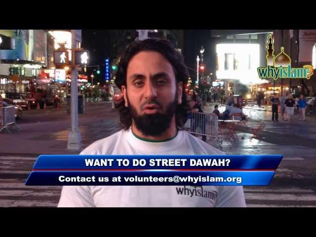 Street Dawah with Hamza Tzortzis in Times Square, NYC, with WhyIslam