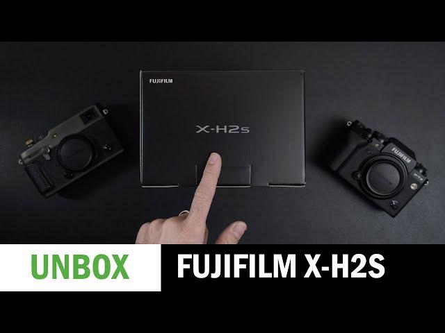 Fujifilm X-H2S + XF18-120mm F4 LM PZ WR: UNBOXING + First Look (Not A Review)