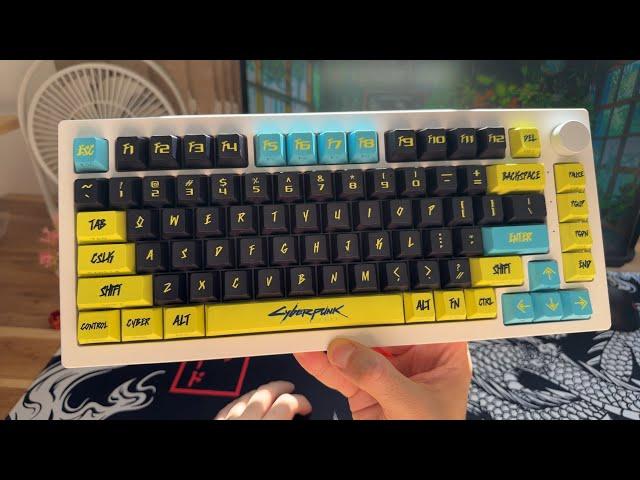 Montando um teclado Akko 5075s com Teclas Cyberpunk 2077 do Aliexpress
