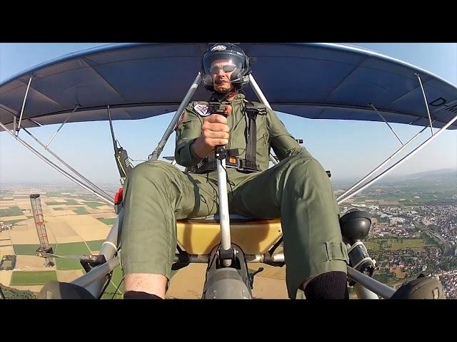 Ultraleicht Fliegen mit einem Skywalker 1+1 und Formation mit FK12 Doppeldecker