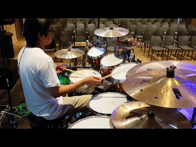 Duck Suttipong : Melodic drum open solo