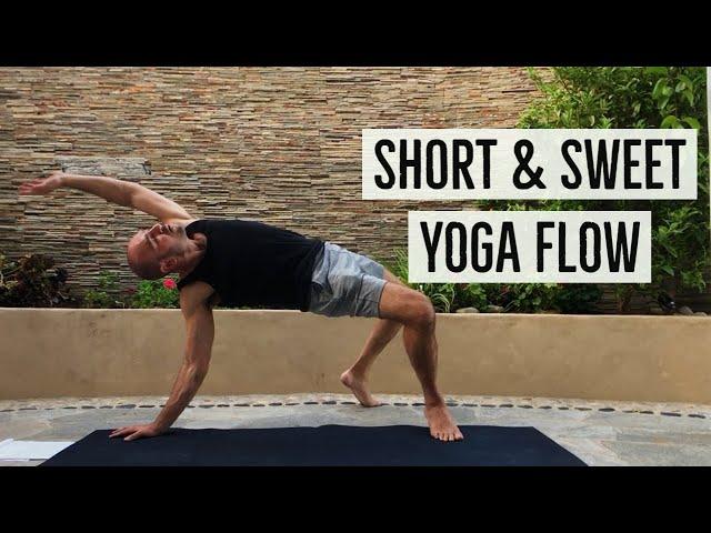 20 Minute Energizing Yoga Flow with Antranik (Free Yoga Class)