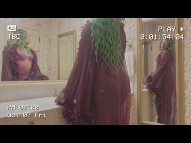 Mila Jam - SXGME (Official Music Video)
