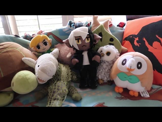 A KING AMONGST PLUSHIES!!! (∩˃o˂∩)