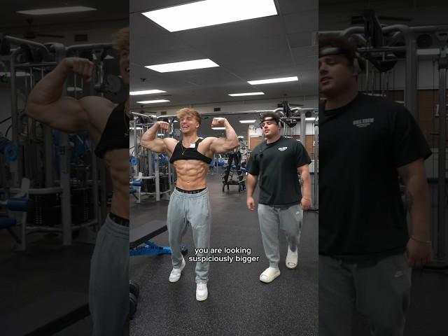 Find you a Gym Bro that gets you #fitness #gym #viral #youtubeshorts #skits #youtubeviral