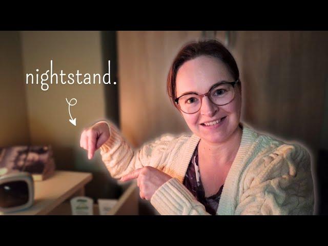 ASMR | what´s in my nightstand 