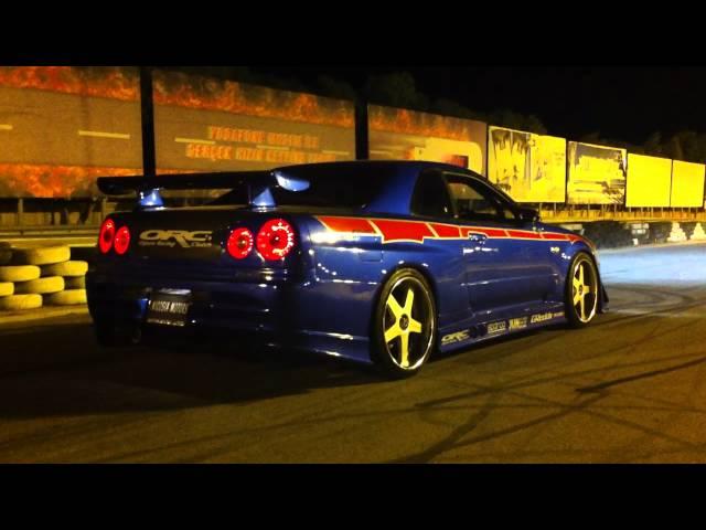 R34 GTR V SPEC-II NUR EDITION