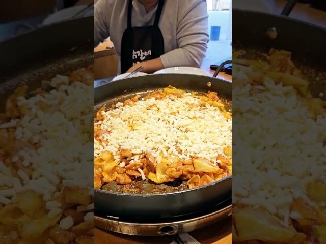 오늘 저녁은 닭갈비가 땡긴다.