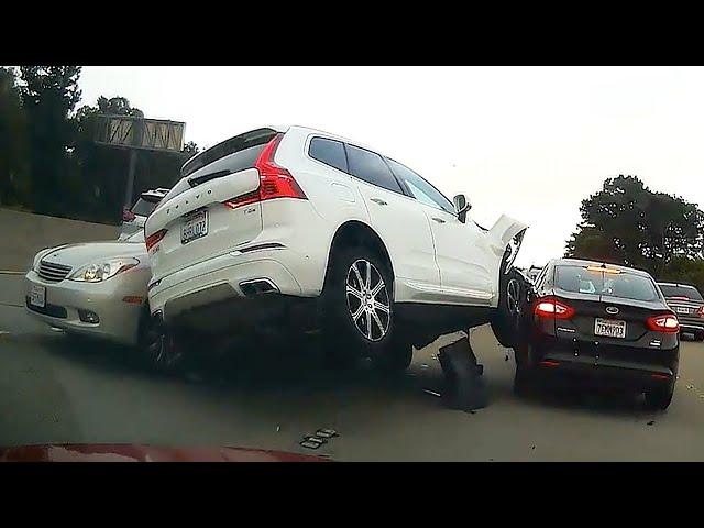  American Car Crash / Instant Karma / Road Rage Compilation (521)