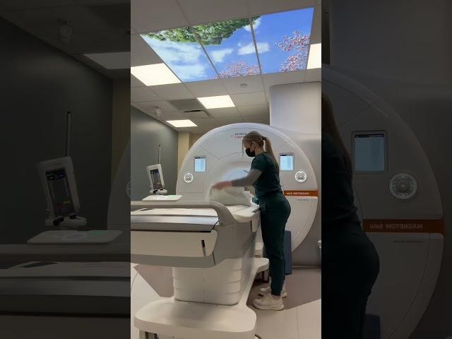 Mini Vlog: Workday in my life as an MRI Tech! #vlog #dayinmylife #mritech #radtech