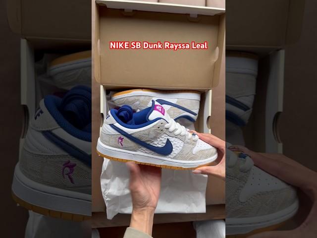 UP CLOSE with the Nike SB Dunk Low Rayssa Leal  #sneakers #nikesb #unboxing #asmr