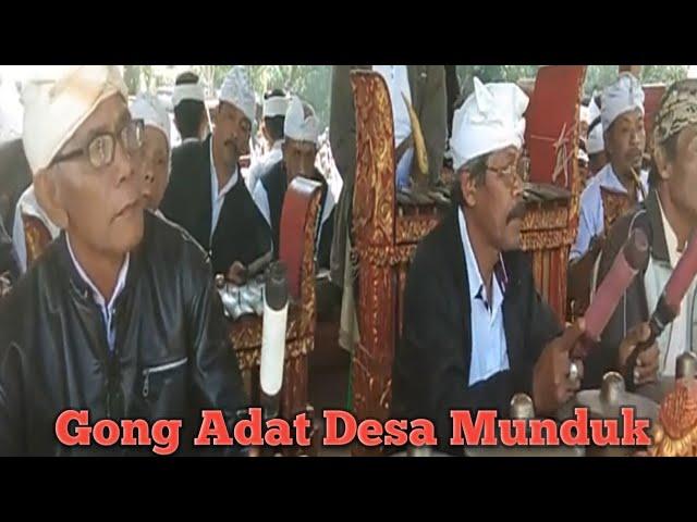 Gong Desa munduk