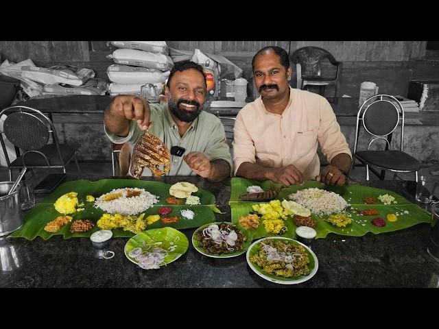 ആനചവിട്ടി കൂട്ടി വീട്ടിൽ ഊണ് | Anachavitti Veettil Oonu | Kerala Homely Meals at Erattupetta