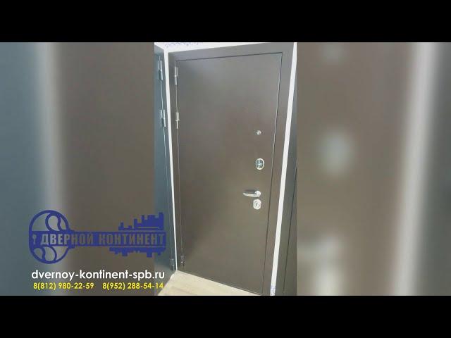Входная дверь Дверной Континент Рубикон с зеркалом венге