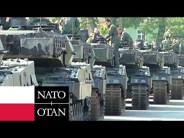 Poland, NATO. Powerful Leopard 2A5 tanks during an Allied exercise.