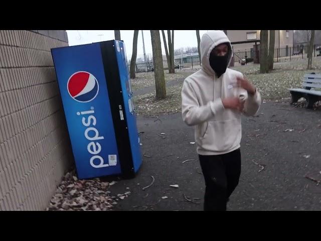 Yuno Miles  - PayDay (Official Video) (Ft.Yuno Marr) (Prodbygavin)