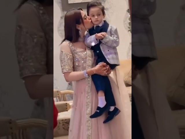 famous tiktoker shahtaj Khan with her cute son #shahtajkhan #cutebaby #shorts