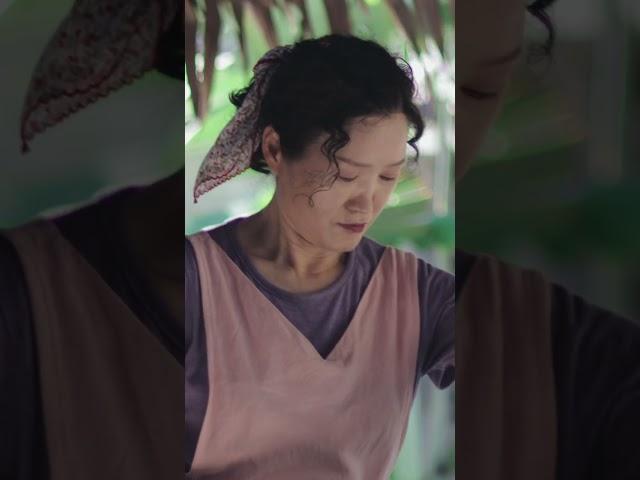 Korean Family Try Chorizo de Cebu Filipino Simple Breakfast Food Chosilog in Philippine Countryside