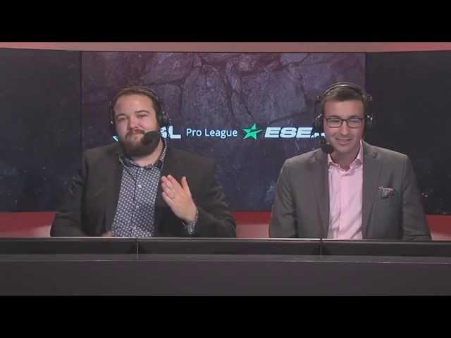 Anders and Semmler making fun of Vuggo